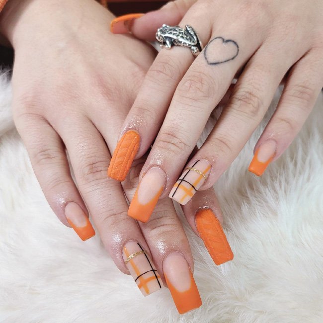 Upscale-nails-bar-&-man-cave-in-arlington-tx-76005-gallery-1