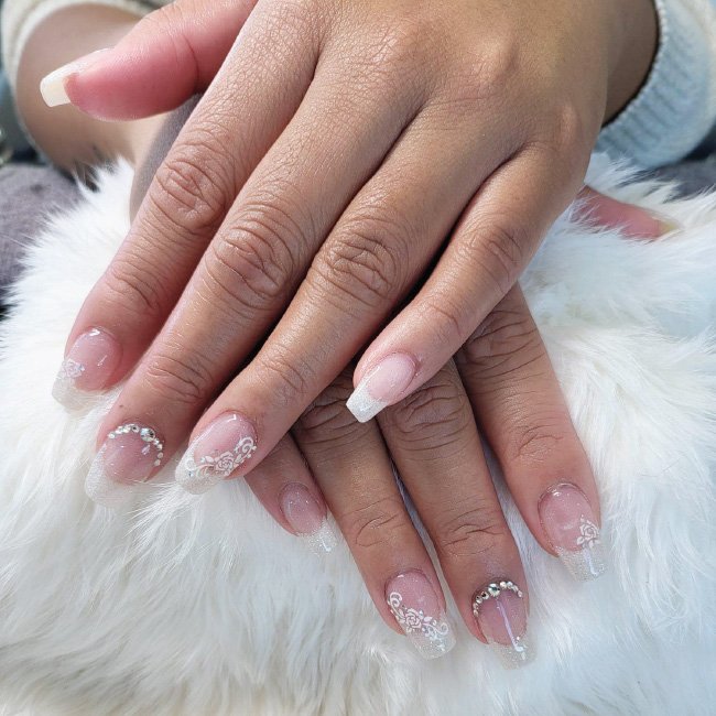 Upscale-nails-bar-&-man-cave-in-arlington-tx-76005-gallery-5